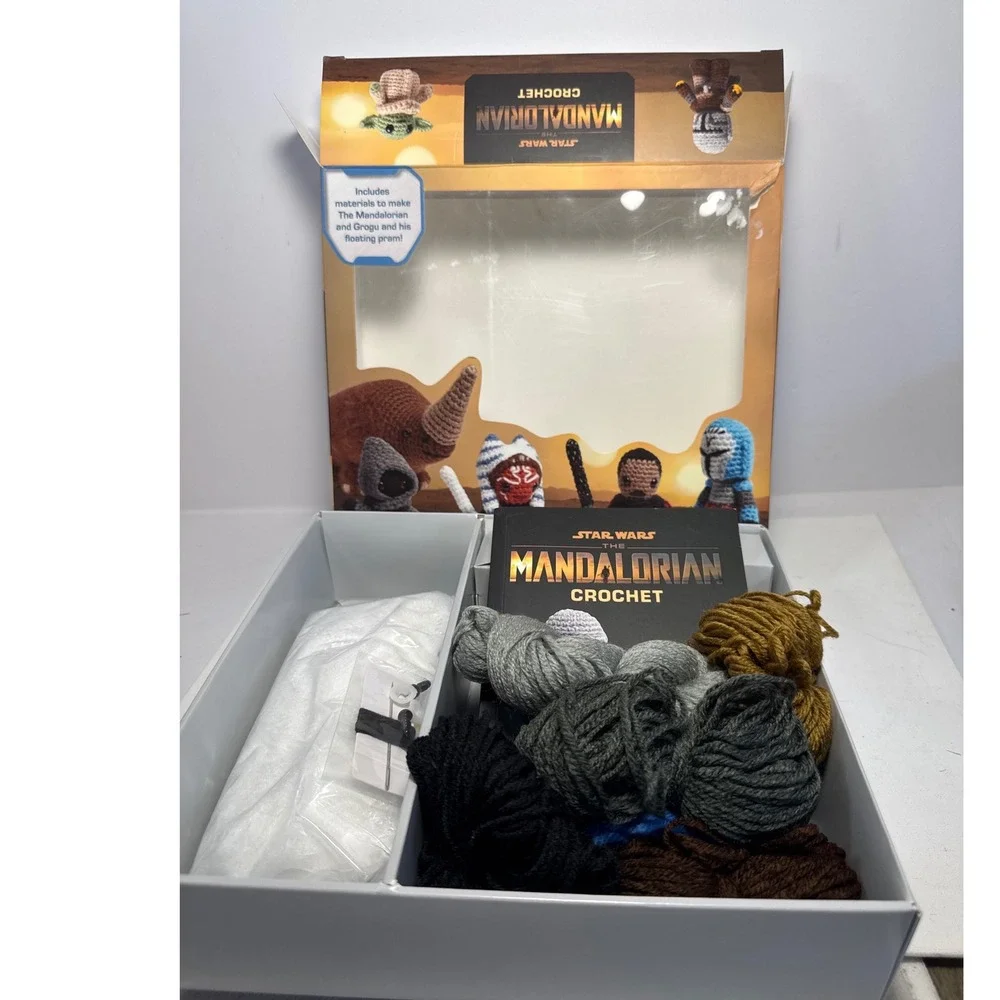 Thunder Bay Press Star Wars The Mandalorian Crochet Kit New Box Wear DIY Craft